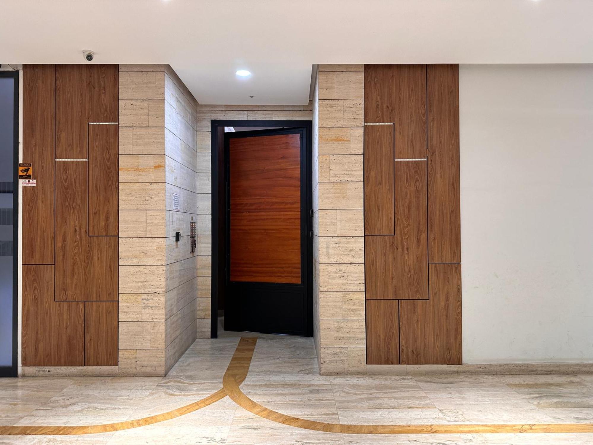 Apartment Spacious 2-bedroom Near Center Tirana