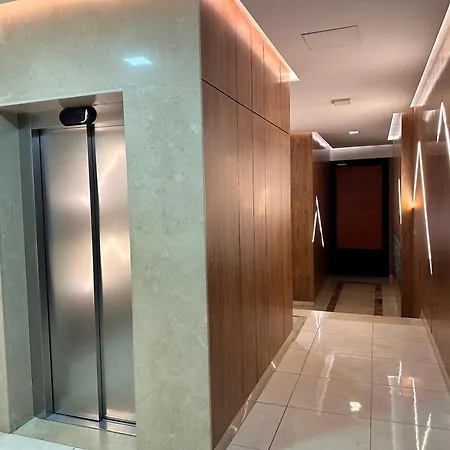 Spacious 2-Bedroom Apartment Near Center Tirana Exterior foto